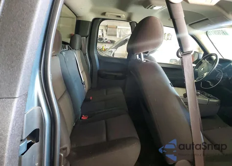 2010 Chevrolet Silverado K1500 Lt z USA, uszkodzony, nr VIN 1GCSKSE36AZ158972